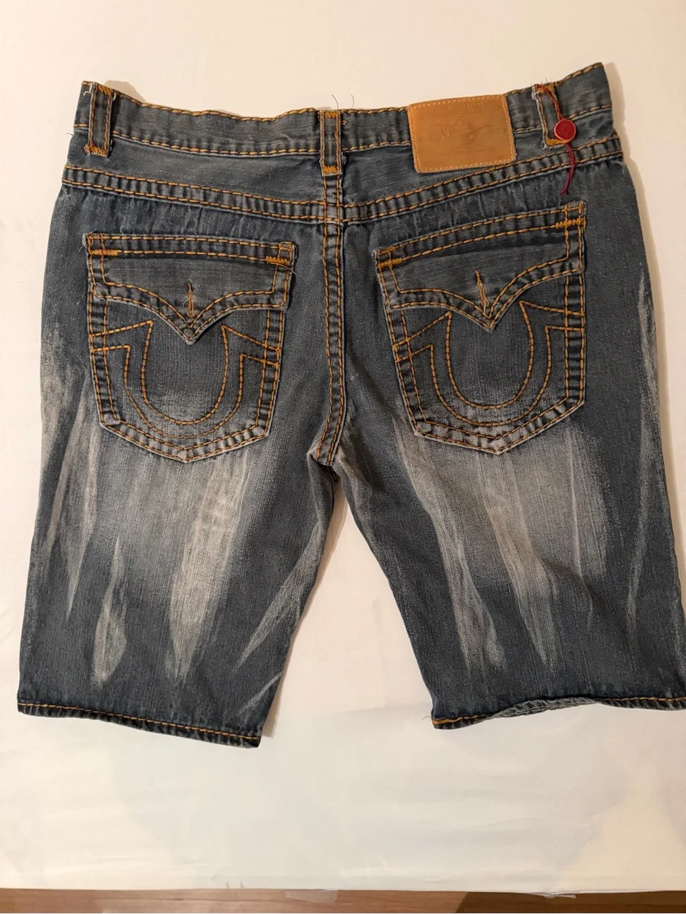 True Religion Men’s Blue Distressed Straight Denim Shorts size 38 Made in USA